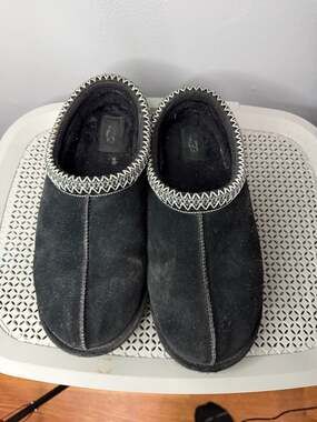 UGG Women's Tasman Suede Slippers in Black
